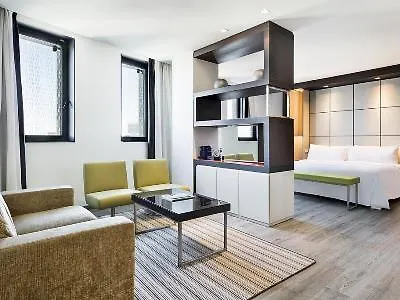 Condal Mar, Affiliated By Melia
