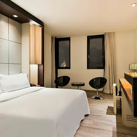 Condal Mar, Affiliated By Melia 酒店