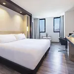 호텔 Condal Mar, Affiliated By Melia 4*